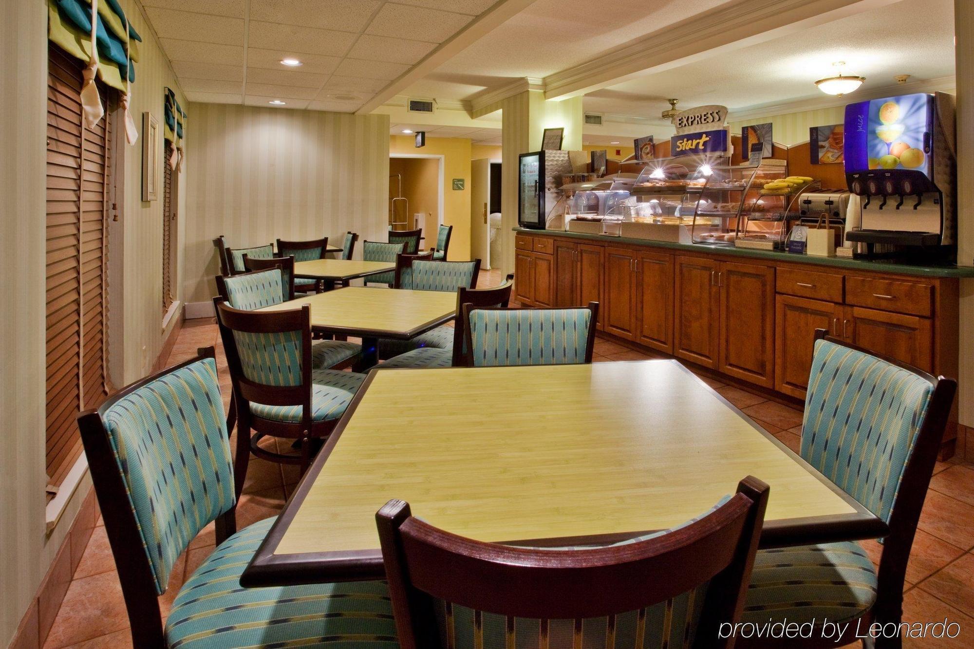 Holiday Inn Express Saint Simons Island By Ihg St. Simons Island Restauracja zdjęcie